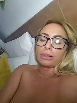 Molliexo Adlı Modelin Web Kamerası Şovu