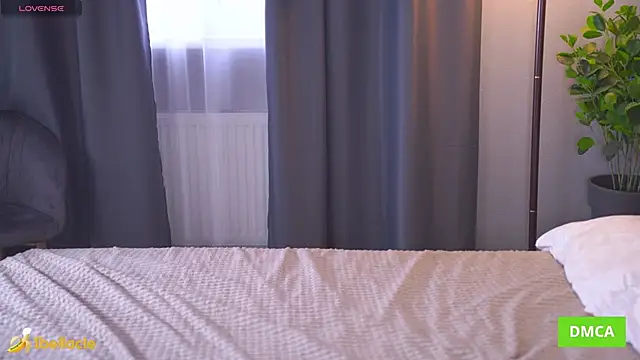 Bellacle's Webcam Show