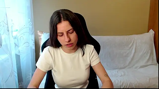 Effy__Stoner লাইভ XXX চ্যাট