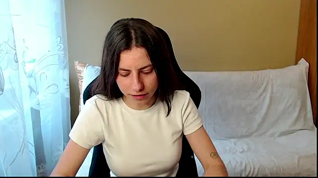 Effy__Stoner's Live XXX Chat