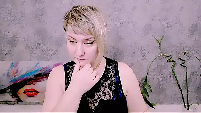 Živý XXX chat Djullia