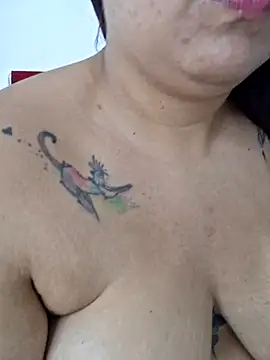 CinthiaHall_'s Live XXX Chat