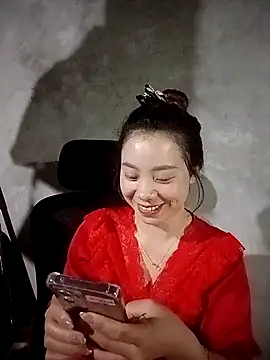 milo123-xx 即時 XXX 聊天