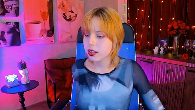 VivienneHebertn Live XXX chat