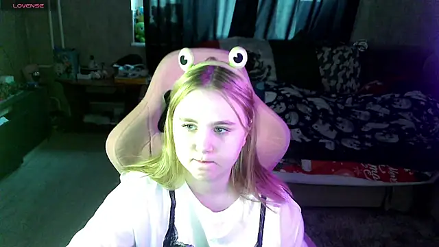 Ariana-May: онлайн-секс-чат