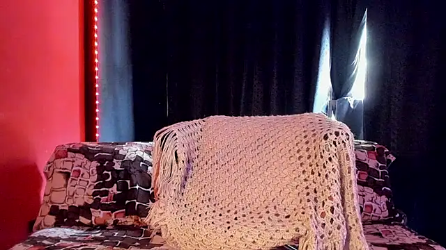 แชท XXX สดของ PervertedMissCloe