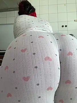 Msaytara_sexy Adlı Modelin Canlı XXX Sohbeti