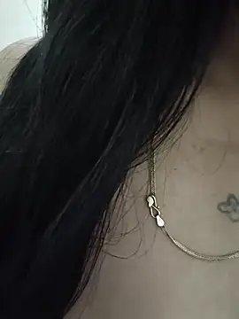 Czat XXX na żywo – Neha8923