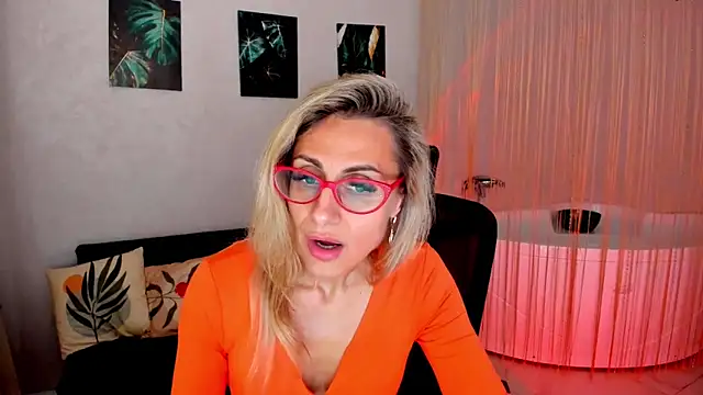 MuseOfStage Chat XXX live