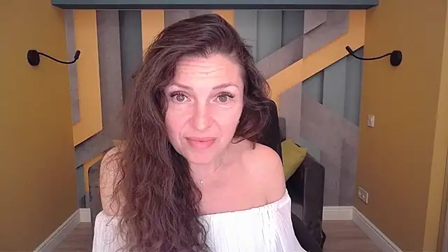 EllaLong Chat XXX live