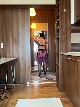 Hotmomcheckk_ Adlı Modelin Web Kamerası Şovu