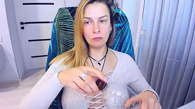 AlexiaDarren 现场XXX聊天