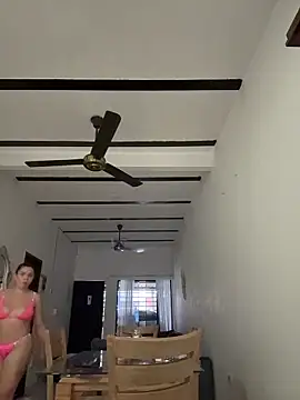 Eva_stark10 Adlı Modelin Canlı XXX Sohbeti