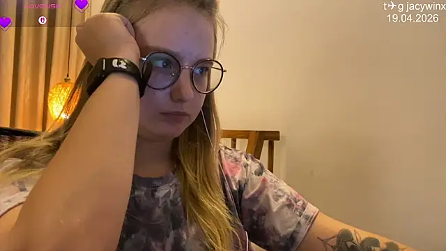 Chat XXX en directo de JacyWinslat