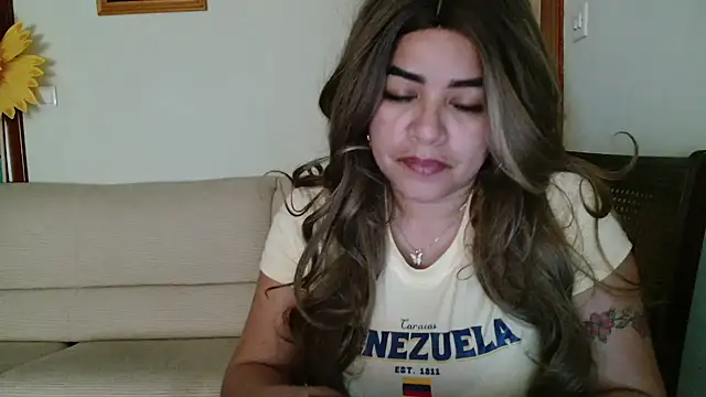 aquamarine_hot Adlı Modelin Web Kamerası Şovu