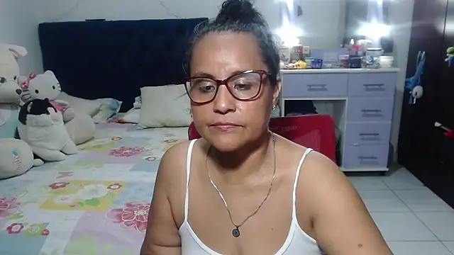 pervert_mommy_ 라이브 XXX 채팅