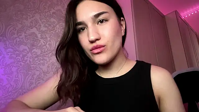 Mary_Nitherson Adlı Modelin Canlı XXX Sohbeti