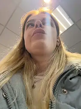 HarrietDartのライブXXXチャット