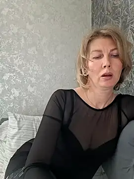 stellahere8 Live XXX Chat