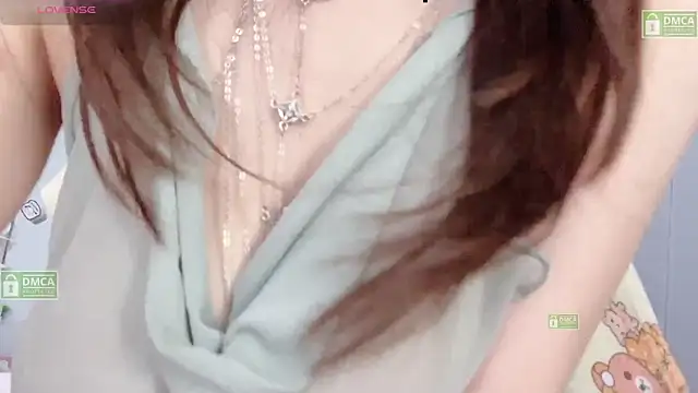 Yoyo_520 网络视讯表演