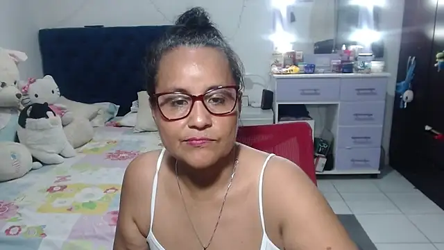 pervert_mommy_ 라이브 XXX 채팅