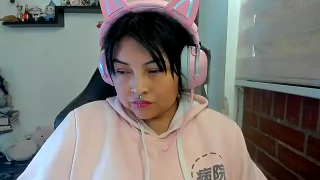 دردشة Shaddycute_ الجنسية المباشرة