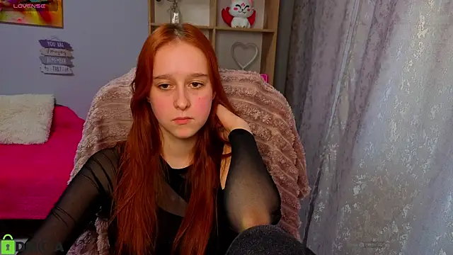 دردشة _Wow_Emma الجنسية المباشرة