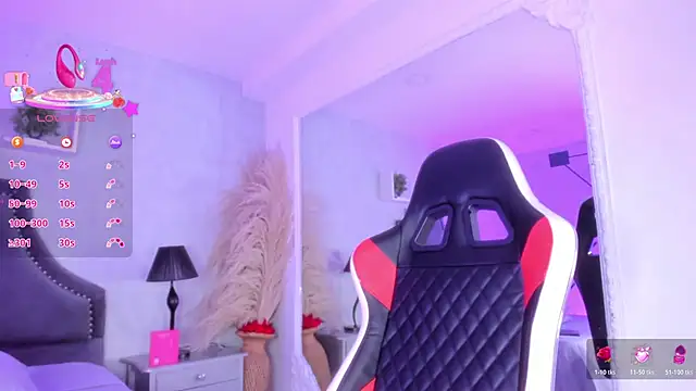 KarelyMitchel Chat XXX in diretta