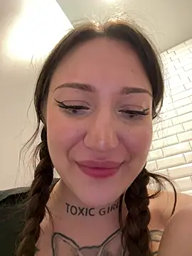 عرض كام SaintSquirt