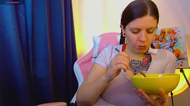 Ann_mikelaのウェブカメラショー