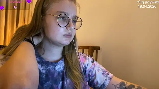 XXX chat uživo modela JacyWinslat