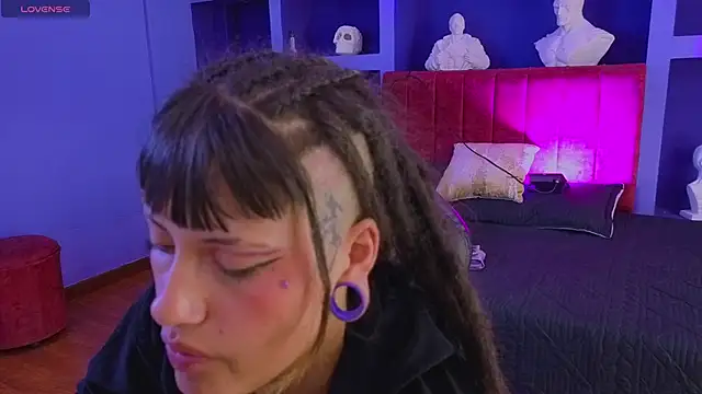 XXX chat uživo modela _sharlotte777