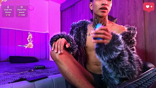 Show modela im_Usuga na web-kameri