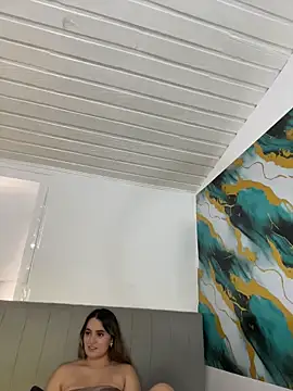 Chat +18 de Antonella_Julieta ao vivo