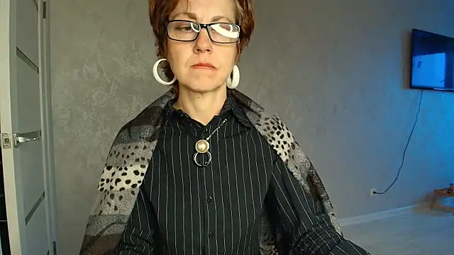 Онлайн чат XXX LioraWeiss