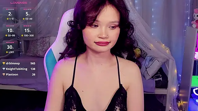 EmilyChaves – Naživo XXX chat