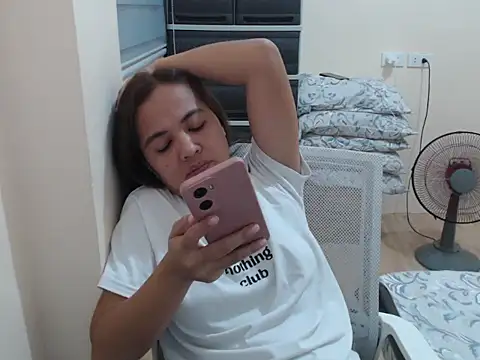 Chat XXX en directo de xTheLastVIRGINx