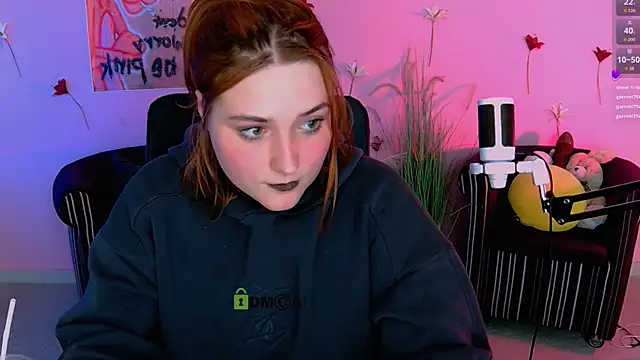 casey_meow_ – Kamerová šou