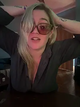 Granlady7 élő XXX-chatje