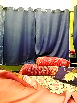 LoveLy-Soneya's Webcam Show