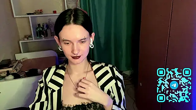 MabelDefina: онлайн-секс-чат