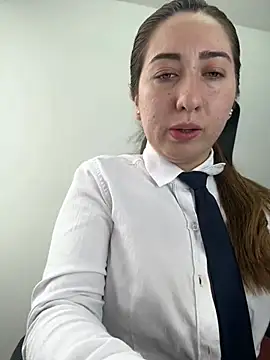 Show modela suzy-111 na web-kameri