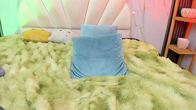 AliiceWonderland_ webcam show