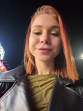 RosieSecret live XXX chat