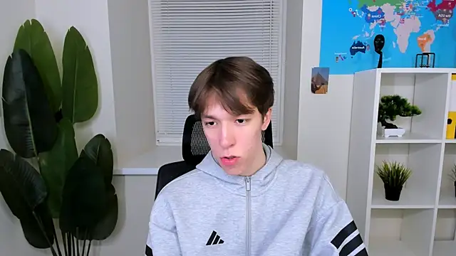 Show modela MarkBranston na web-kameri