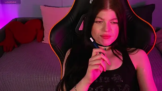 Softeach live XXX chat