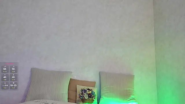 Roseaan Live XXX chat