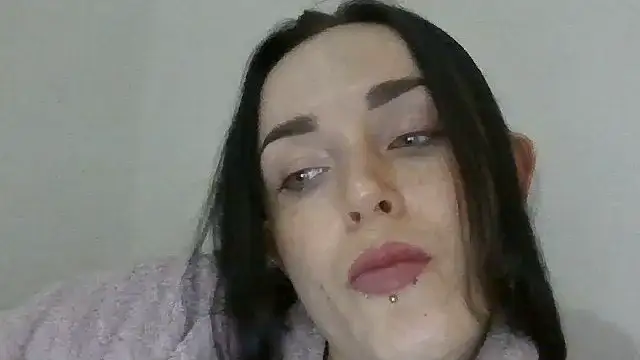 Chat +18 de Trinsy_Love ao vivo