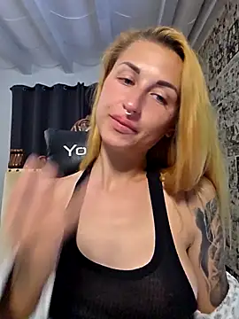 XXX chat uživo modela kylie_blck