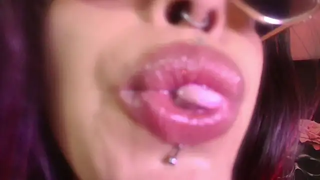 EvaaFoxxy1n Live XXX chat